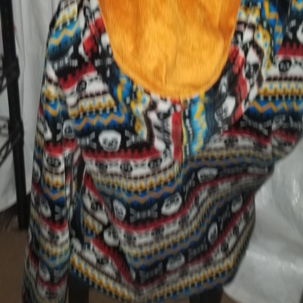 Sweater - Picture 3 of 5